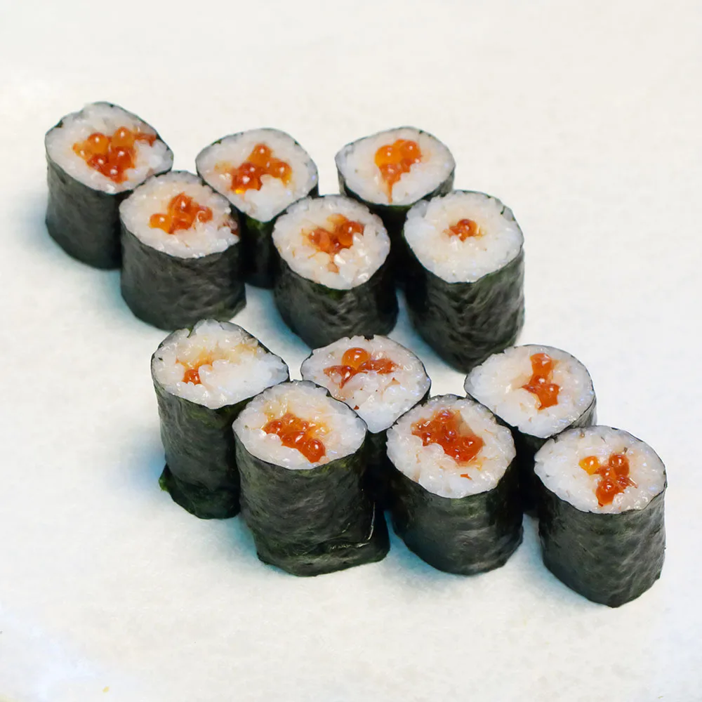 イクラ巻（巻物など）